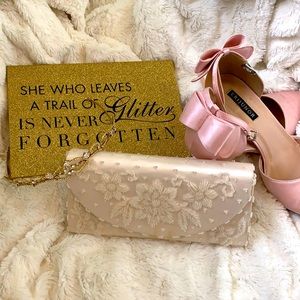 Vintage beaded clutch made in Hong Kong